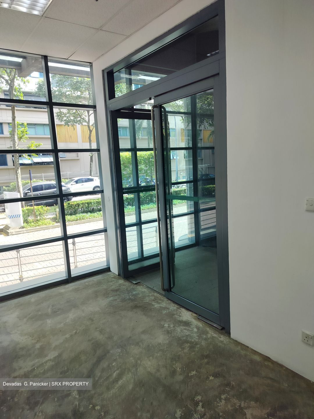 Woodlands Industrial Park E1 (D27), Factory #422055041